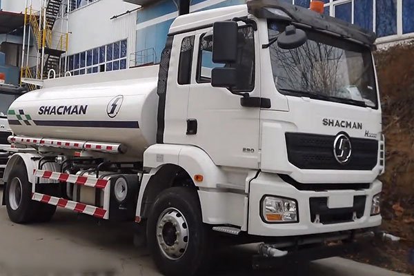 Water Tank Truck