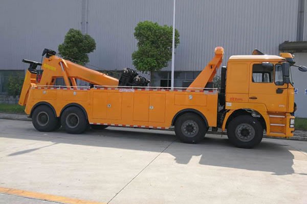 Wrecker Truck