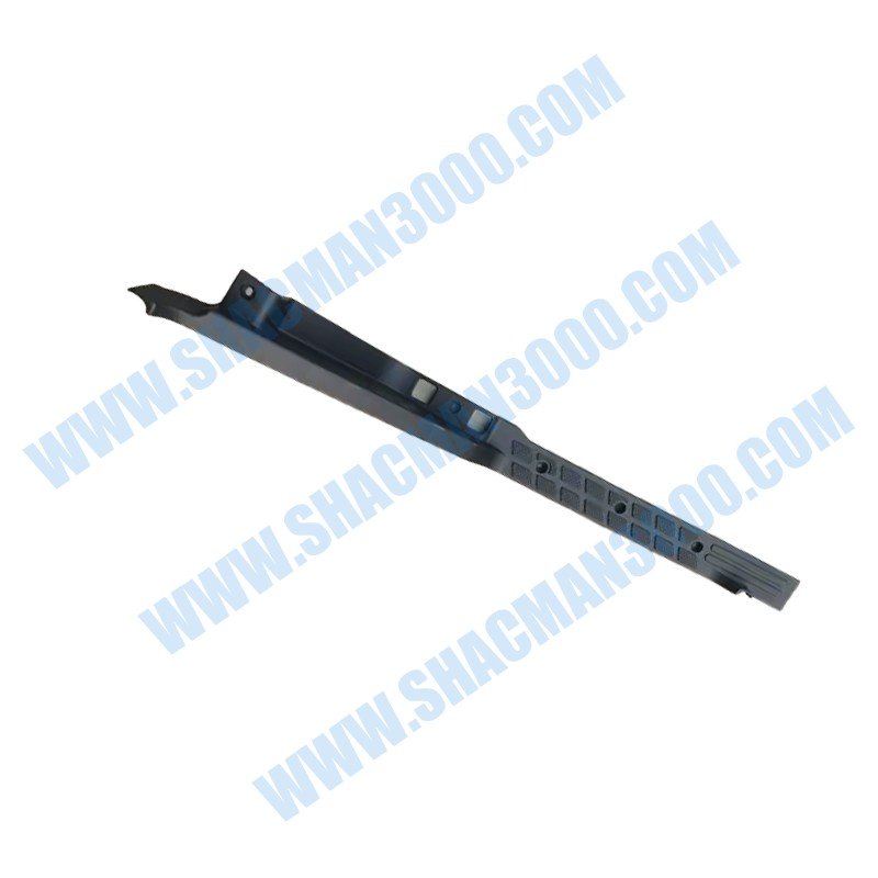 DZ14251620080 LeftAnti-Skid Strip