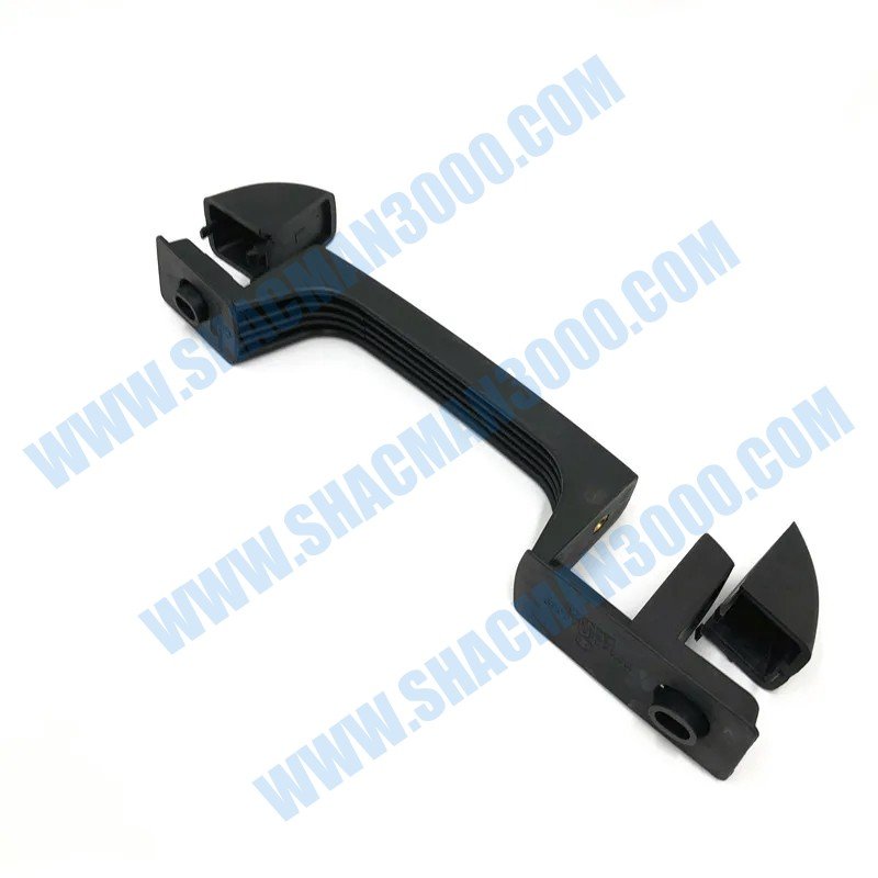 Сборка ручки левой передней крышки