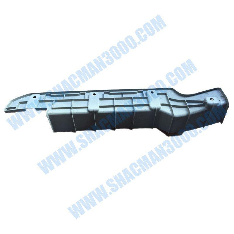 Tira de remate del parachoques izquierdo