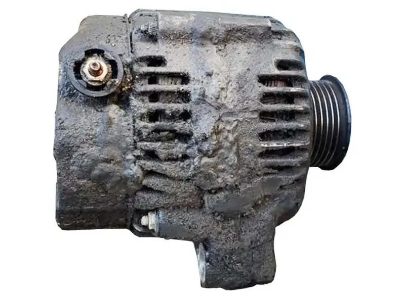 Oil or Water Contamination - Common Shacman Alternator Problems