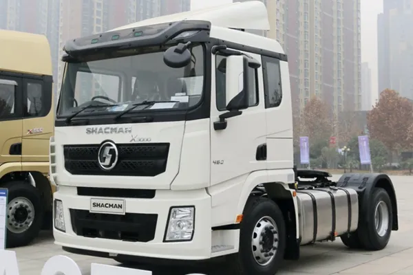 Shacman X3000 4x2 Tractor Truck