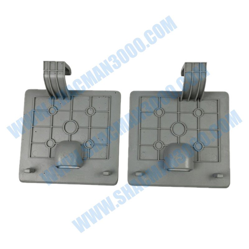 Tapa de acceso al faro izquierdo DZ15221245015